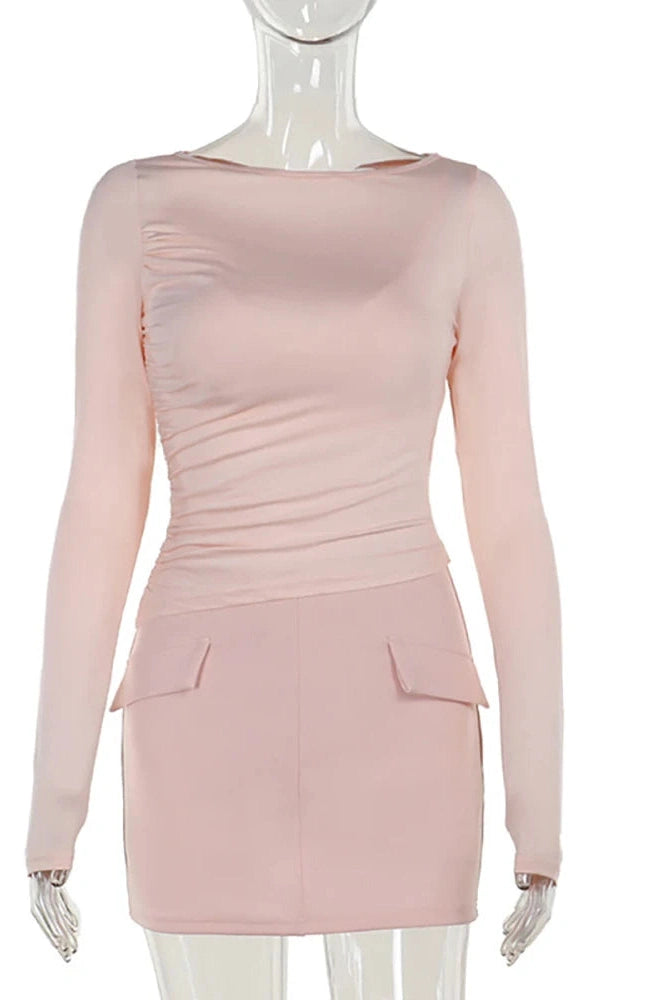 Well Tailored Dress with a Graceful Silhouette