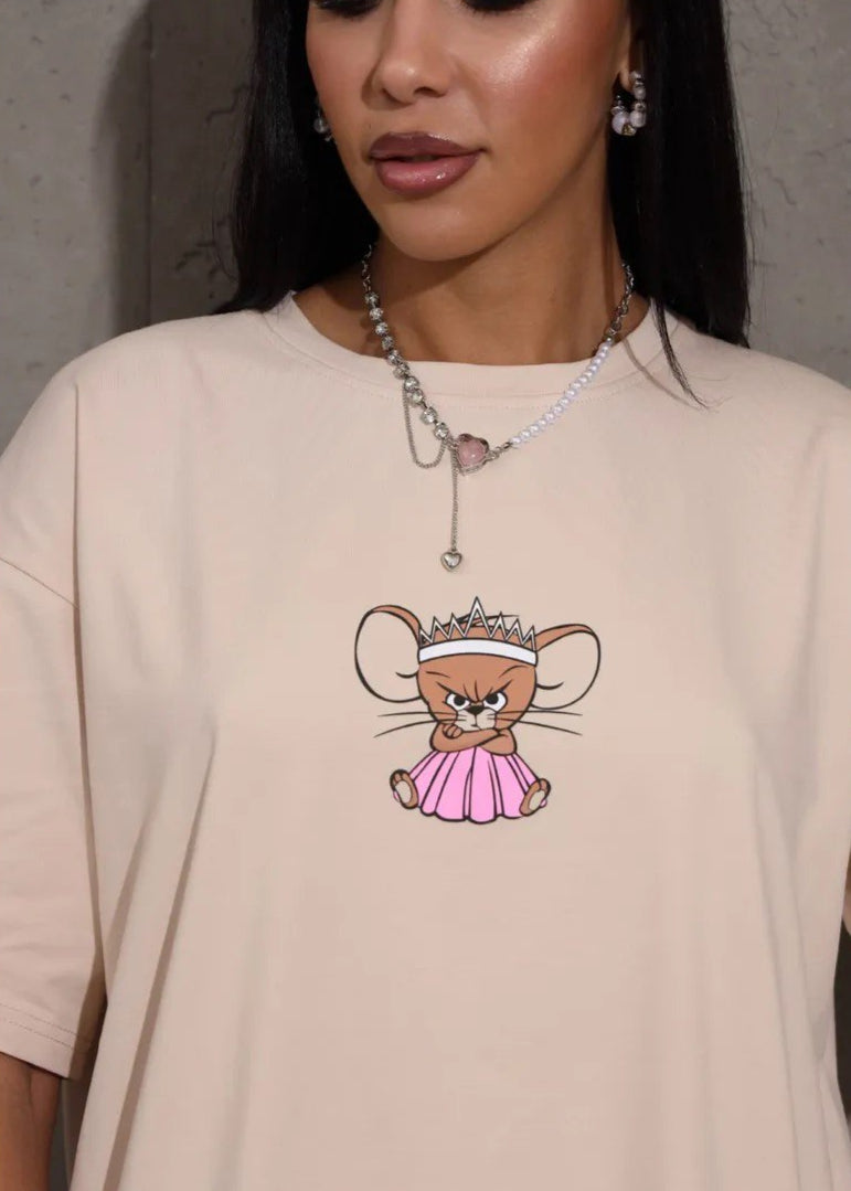 Polished T-Shirt with an Effortless Classic Look