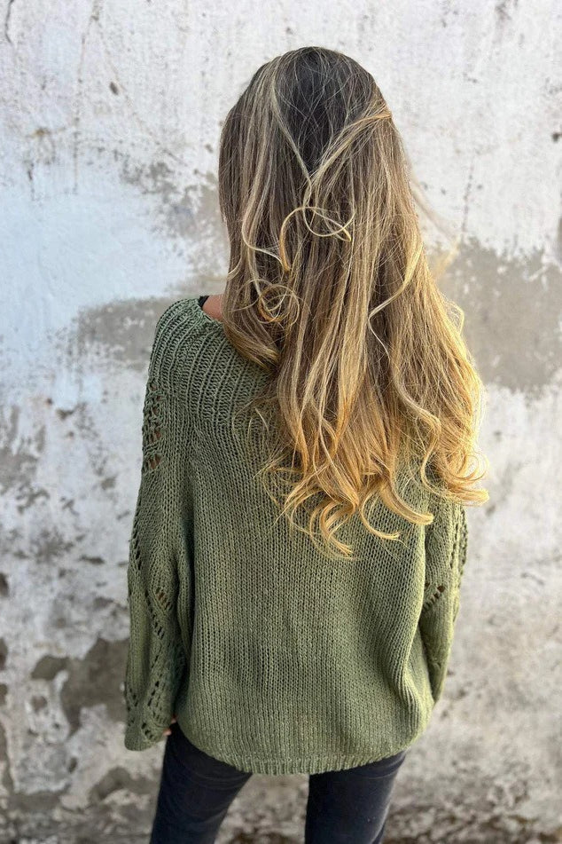 Timeless Vintage Style Sweater
