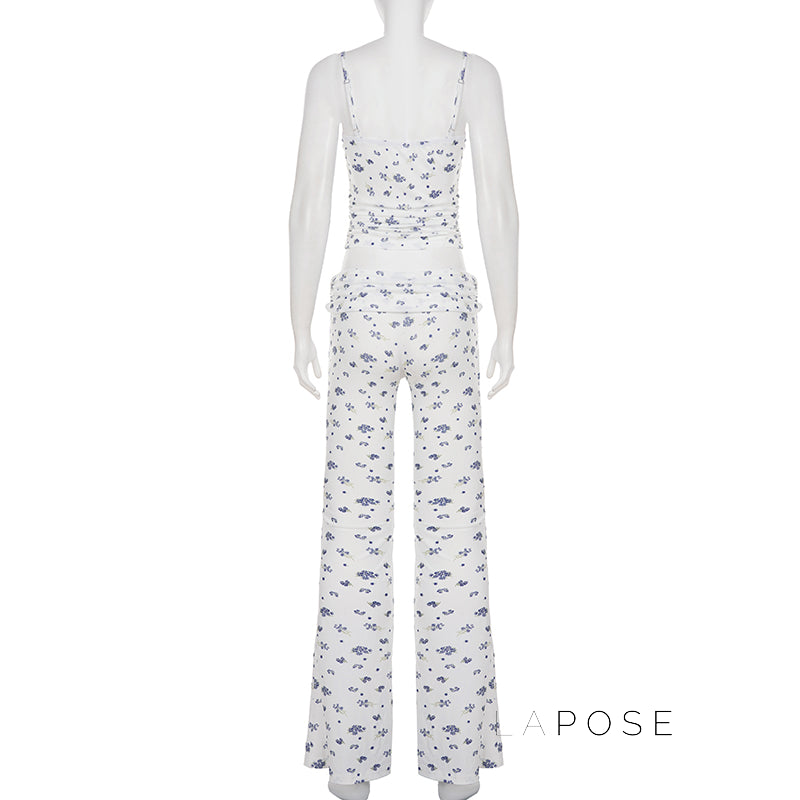 Classic Vintage Garment with a Flattering Fit