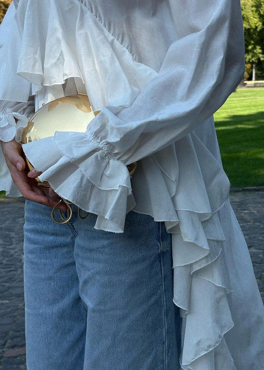 Effortlessly Elegant Blouse with a Timeless Design