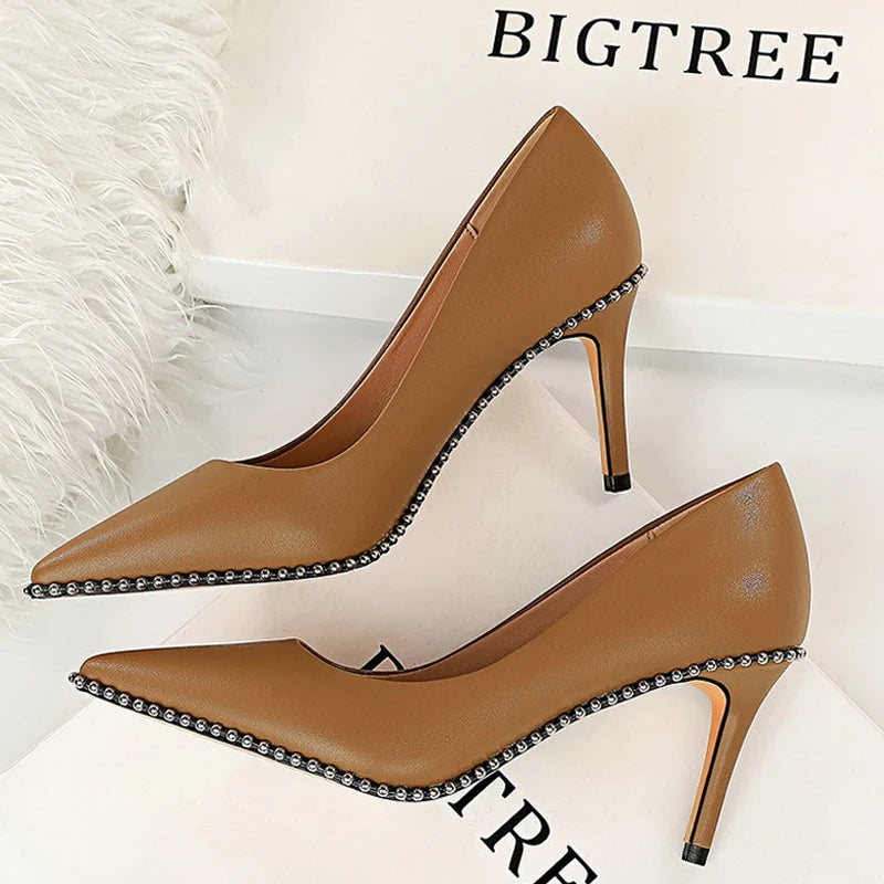 Classic Vintage & Enduringly Stylish Heels