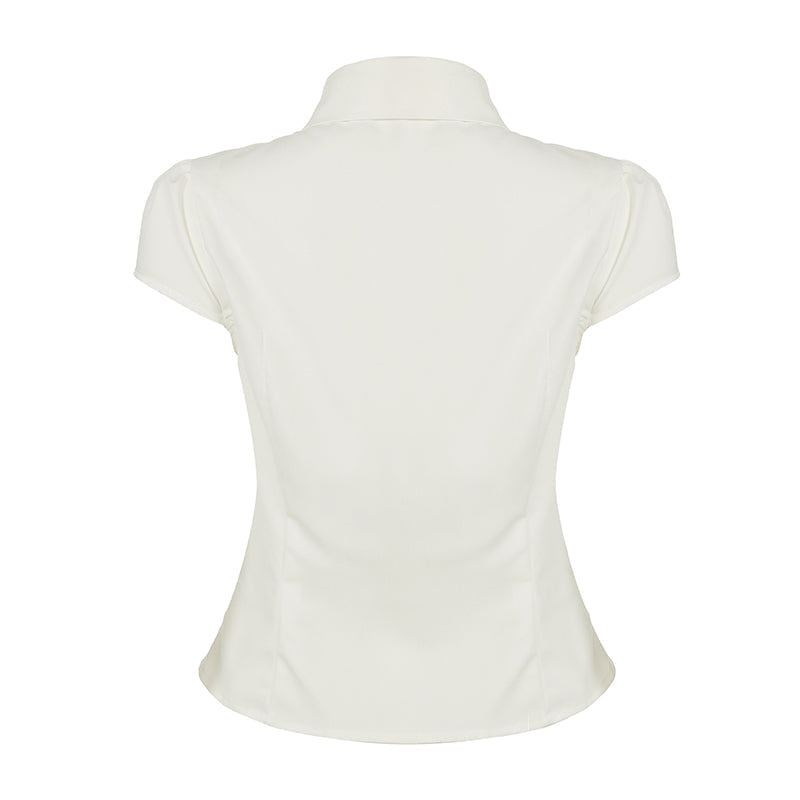 Beautifully Finished Top in a Timeless Design