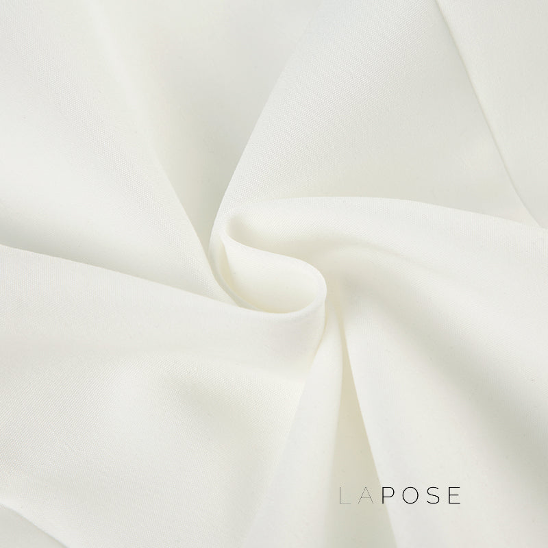 Effortlessly Elegant Blouse with a Timeless Design