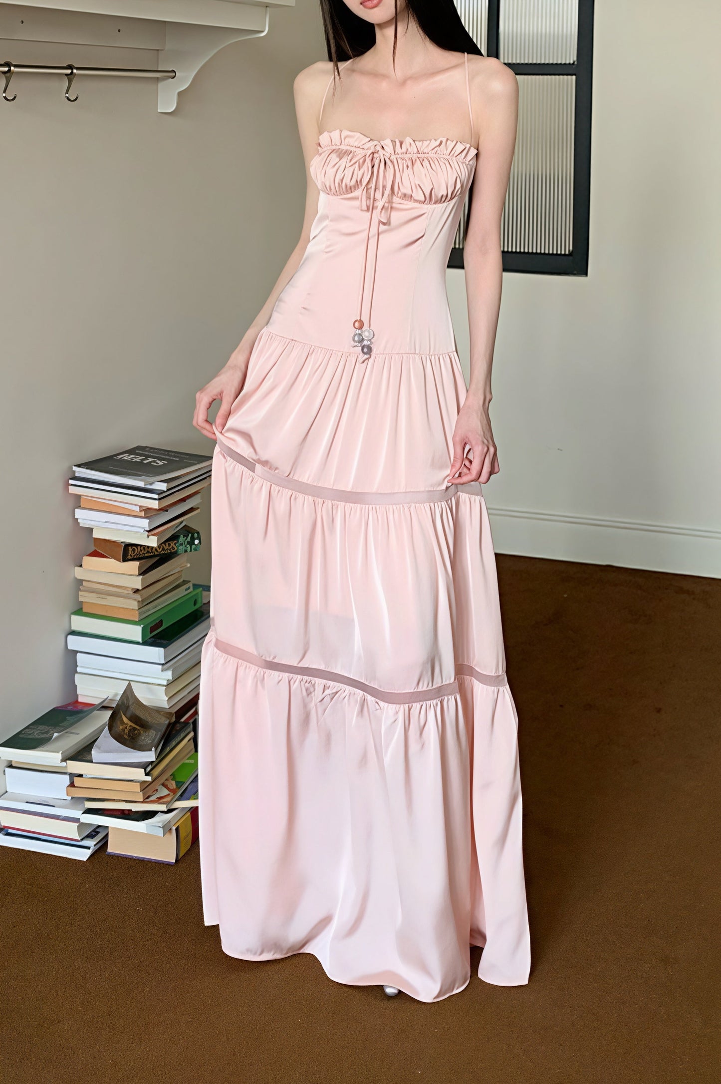 Gracefully Styled Dress for Any Occasion