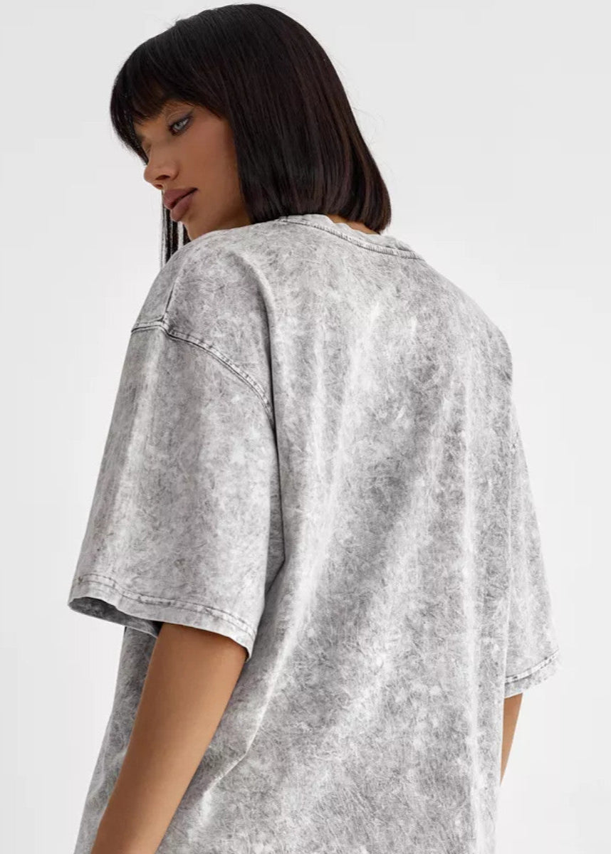 Effortlessly Elegant Garment with a Timeless Design