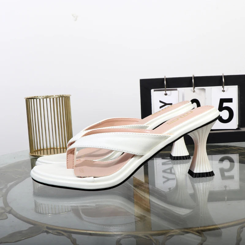 A Vintage Style Heels with Delicate Timeless Details