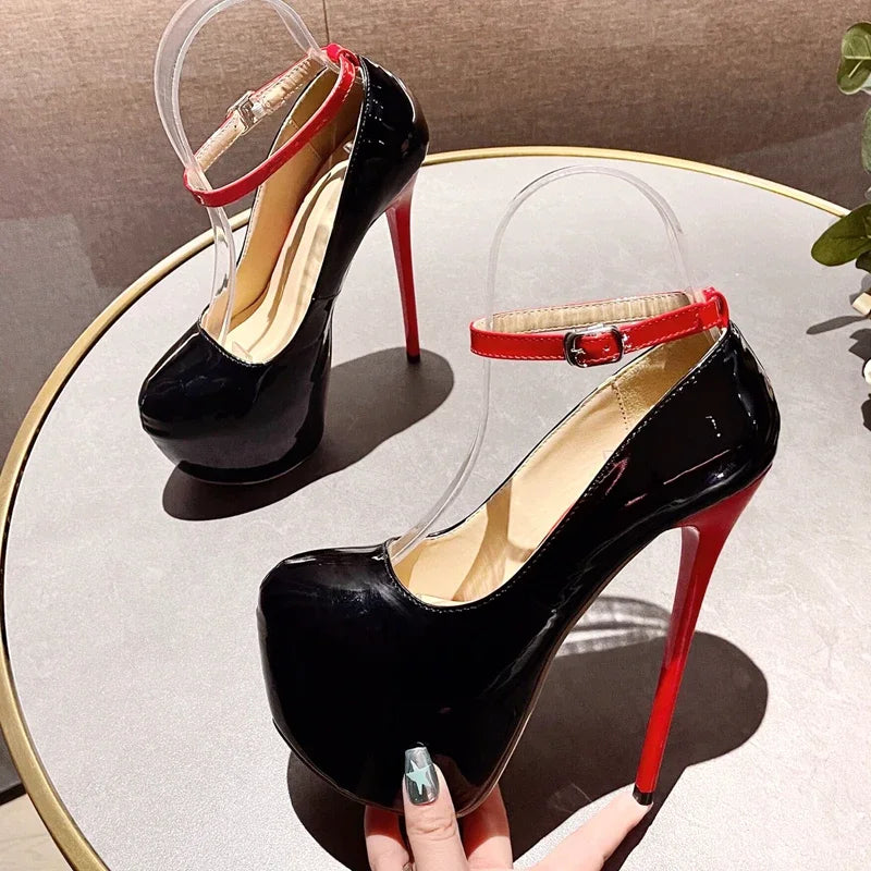 Classic Vintage Heels with a Flattering Fit