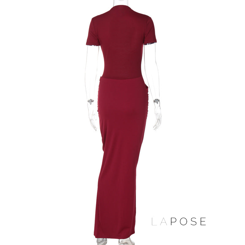 Effortlessly Elegant Dress with a Timeless Design