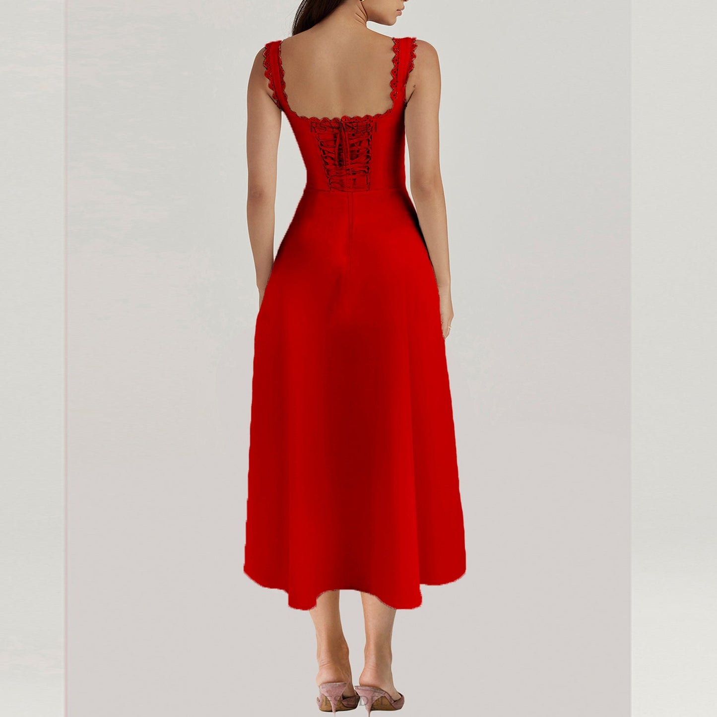 Beautifully Finished Dress in a Timeless Design