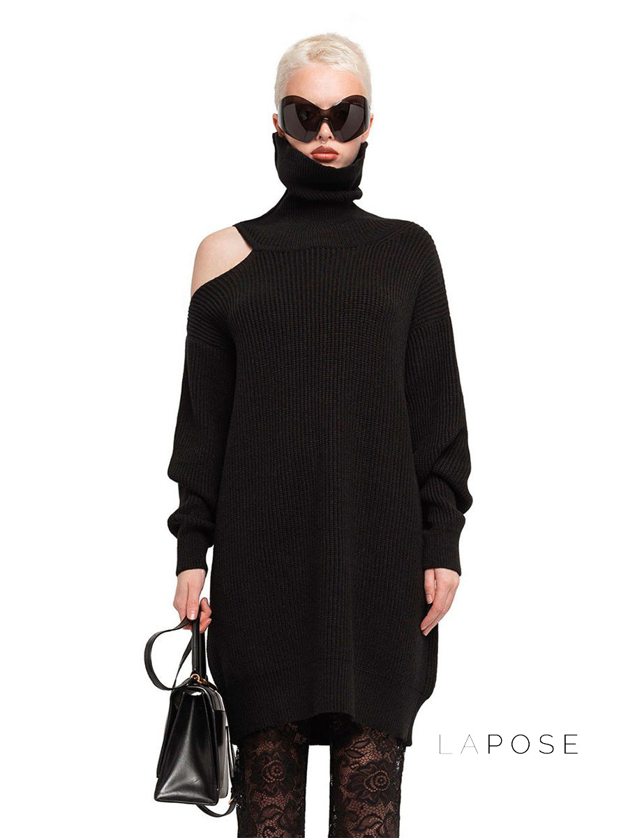 Well Tailored Sweater with a Graceful Silhouette
