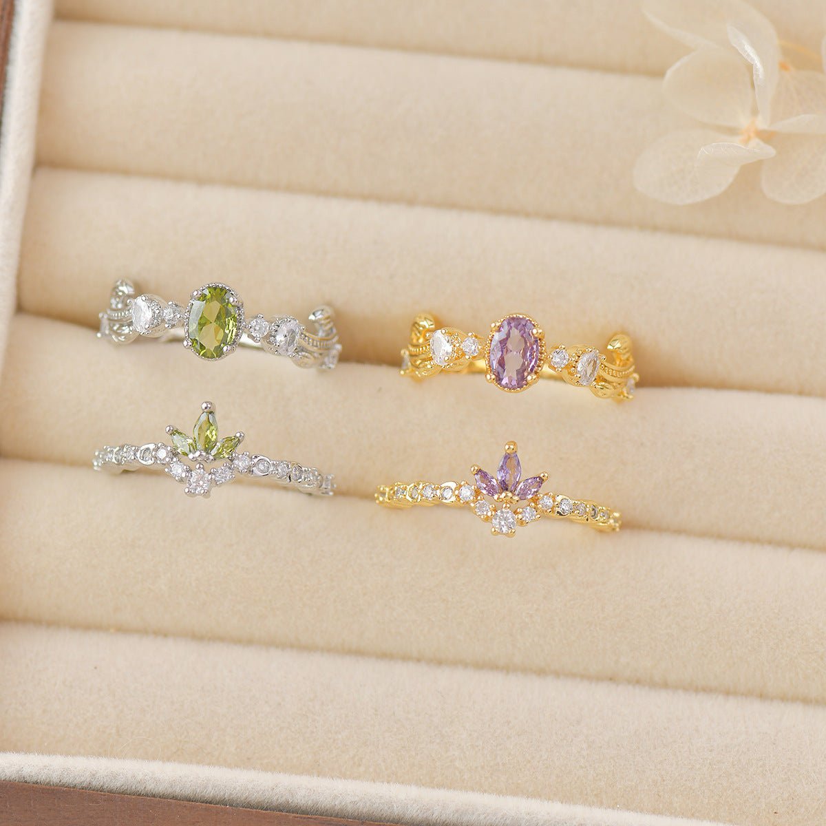 Peridot Rococo Ring Set