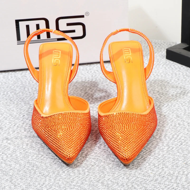 Well Tailored Heels with a Graceful Silhouette