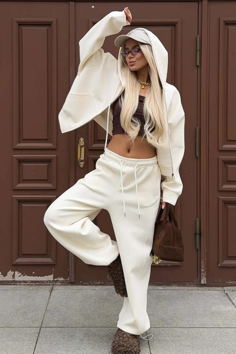 Sophisticated Pants with a Clean Classic Look