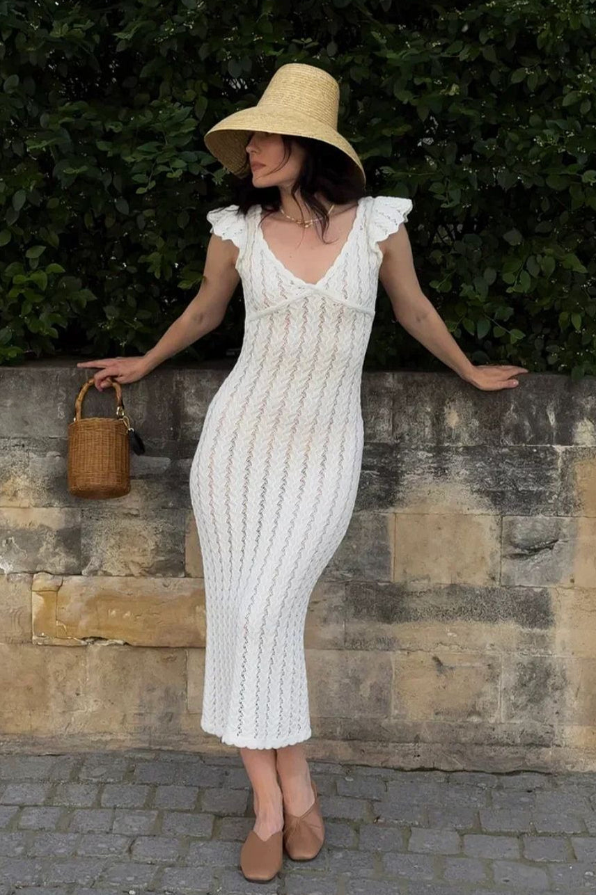 Gracefully Styled Dress for Any Occasion
