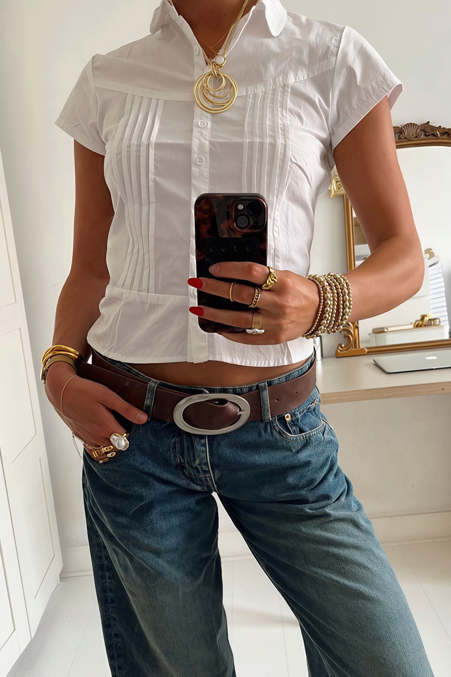 Elegantly Styled Blouse for Everyday Wear
