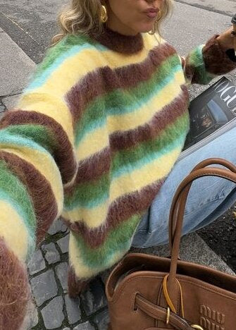 Classic Vintage Sweater with a Flattering Fit
