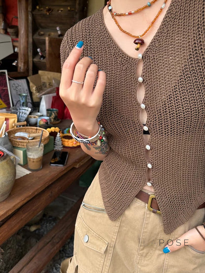 Classic Vintage Cardigan with a Flattering Fit