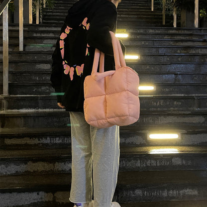 Classic Vintage Bag with a Flattering Fit