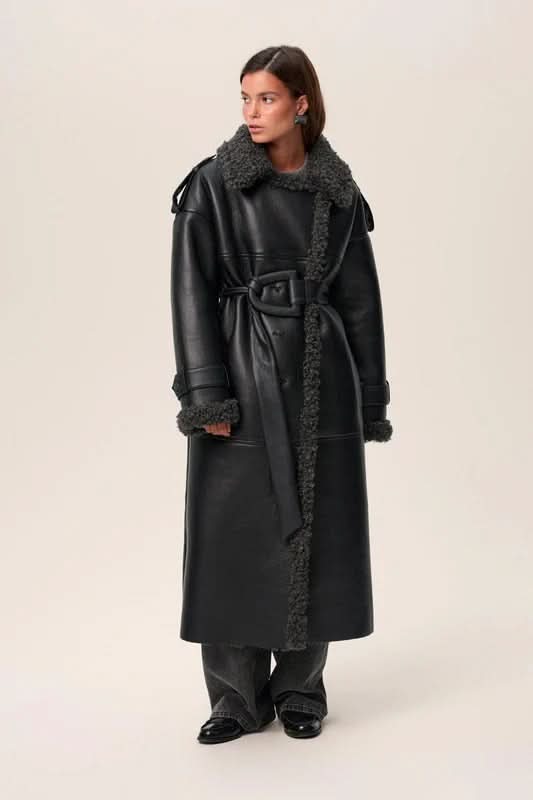 Polished Coat with an Effortless Classic Look