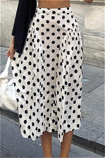 Gracefully Designed Garment