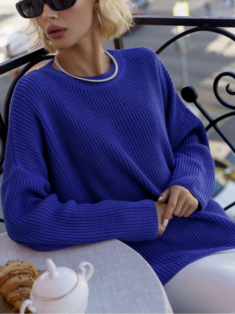 Well Tailored Sweater with a Graceful Silhouette