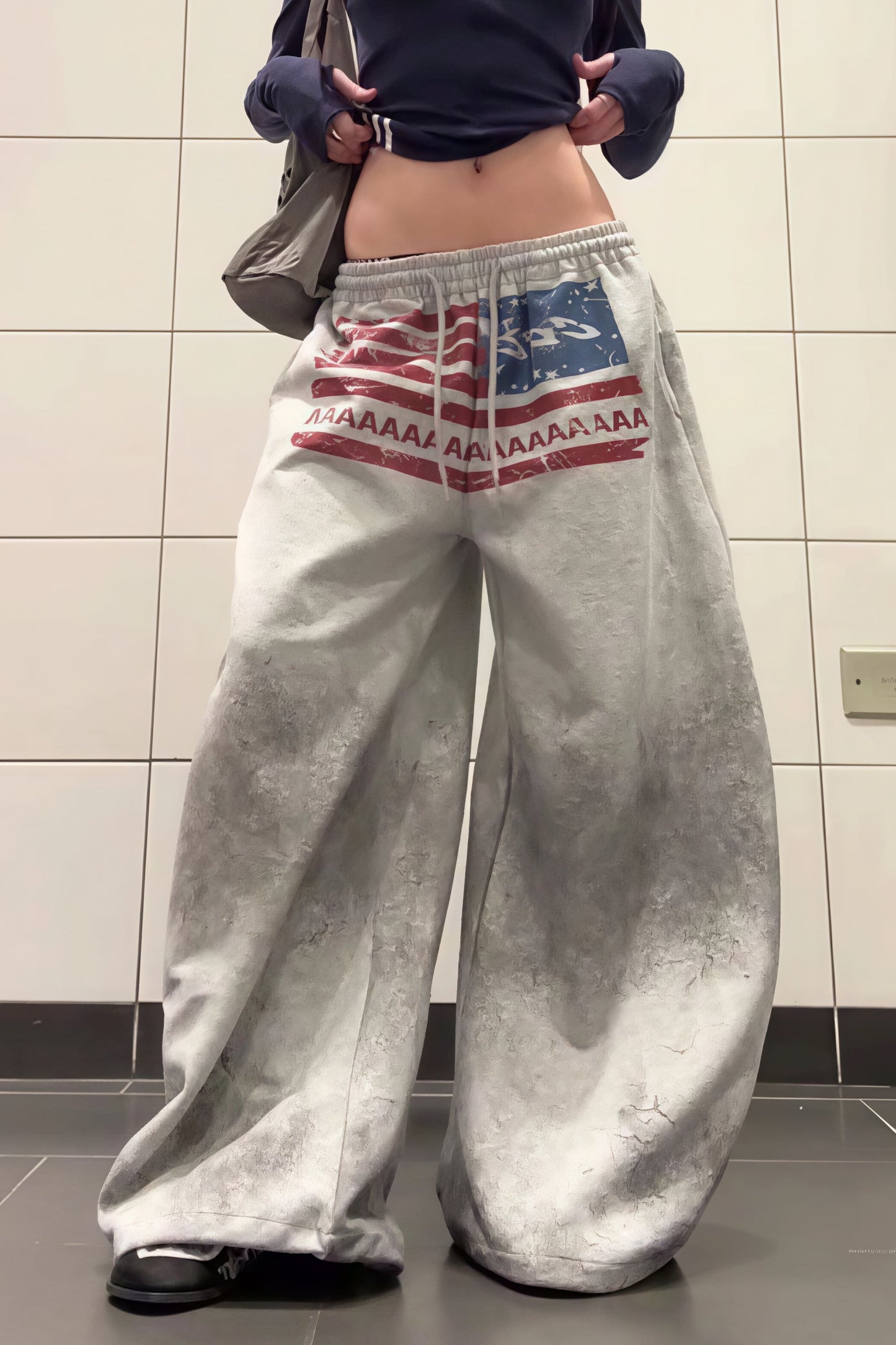 Elegantly Styled Pants for Everyday Wear