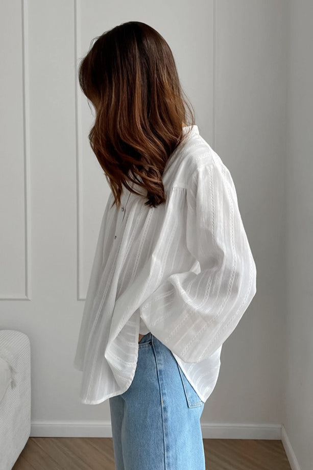 Elegantly Styled Blouse for Everyday Wear