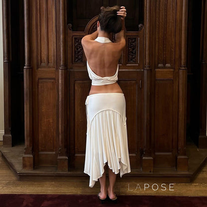 Well Tailored Garment with a Graceful Silhouette