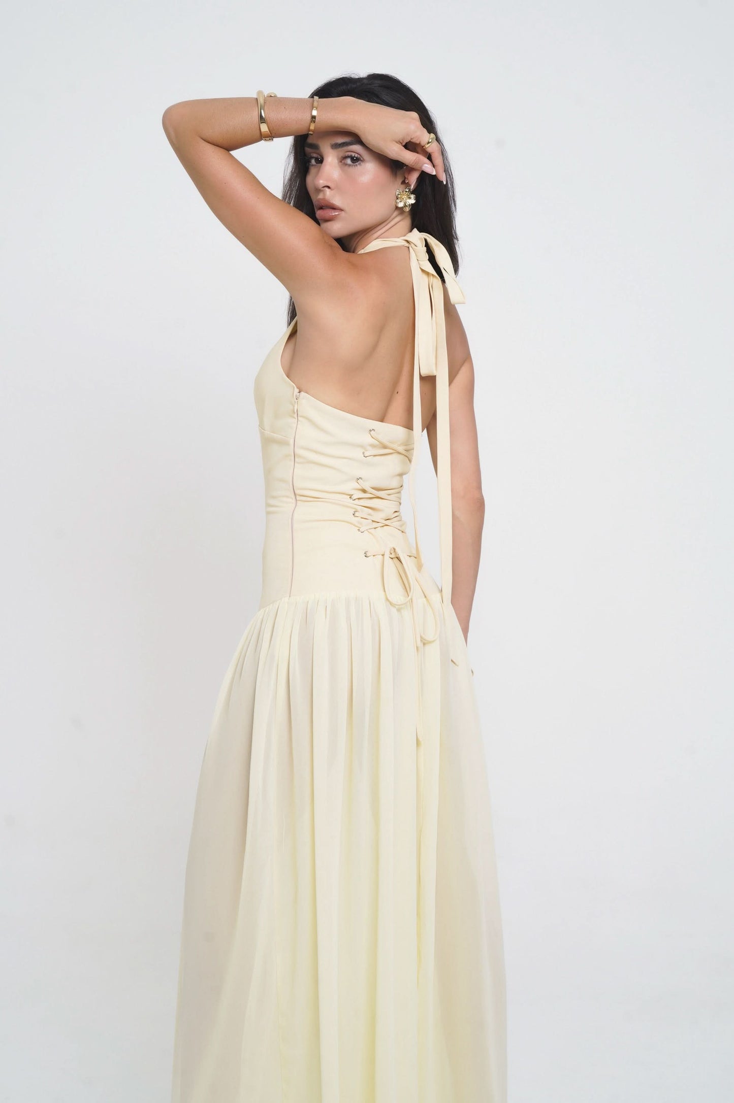 Well Tailored Dress with a Graceful Silhouette