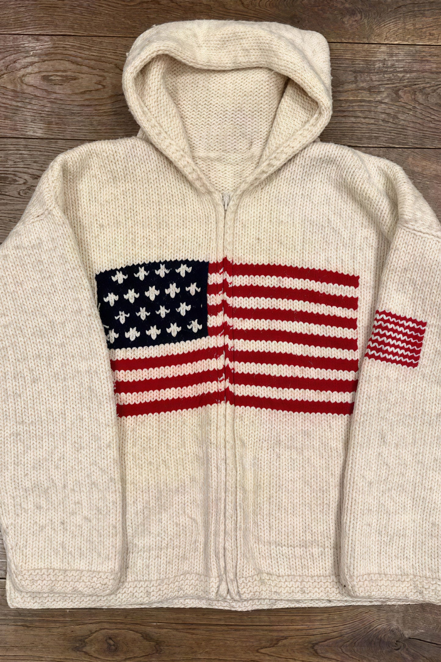 Elegantly Styled Cardigan for Everyday Wear