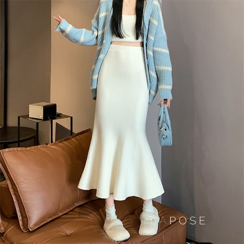 Sophisticated Garment with a Clean Classic Look