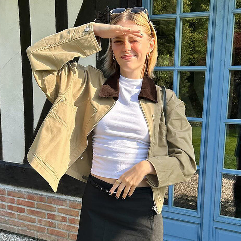 Elegantly Styled Jacket for Everyday Wear
