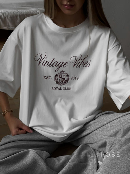 Beautifully Finished Garment in a Timeless Design