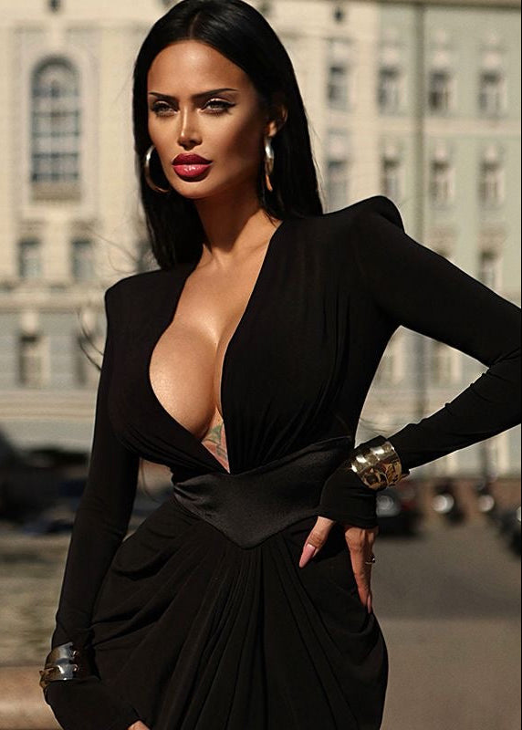 Sophisticated Garment with a Clean Classic Look