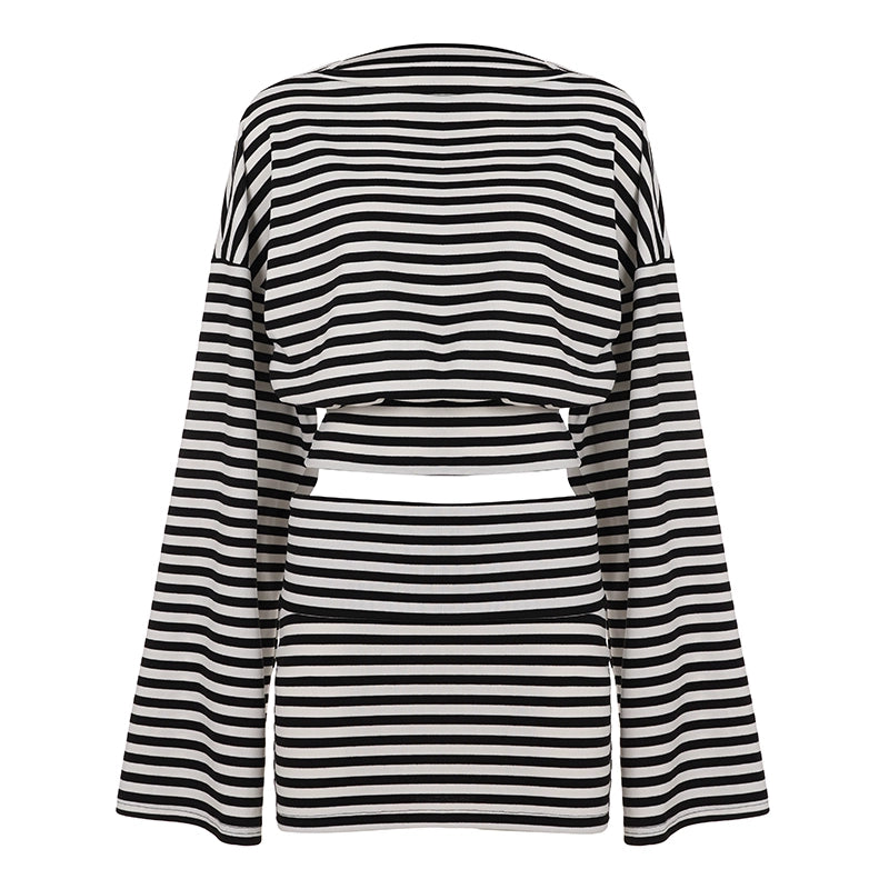 Sophisticated Garment with a Clean Classic Look