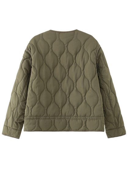 Effortlessly Elegant Jacket with a Timeless Design
