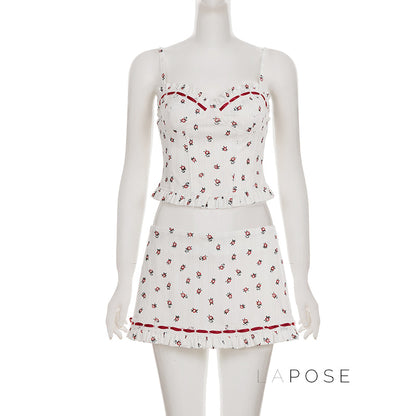 Gracefully Styled Garment for Any Occasion
