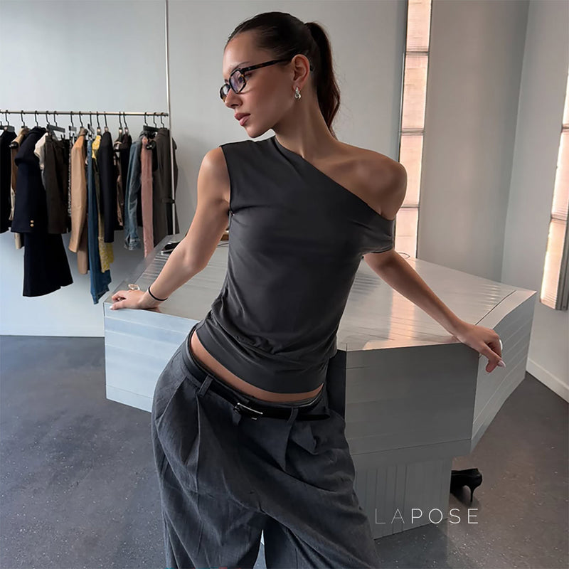 Well Tailored Garment with a Graceful Silhouette