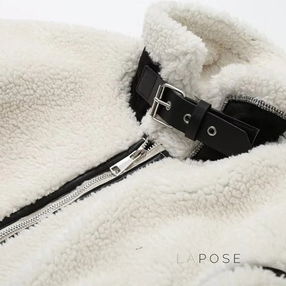 Gracefully Styled Jacket for Any Occasion