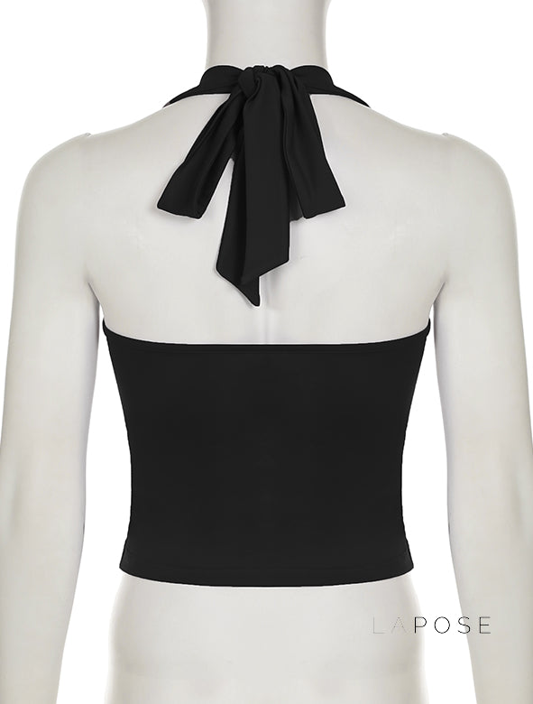 Beautifully Finished Top in a Timeless Design