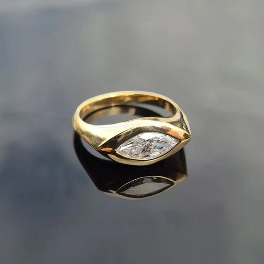 Zirconia Eye Gold Ring