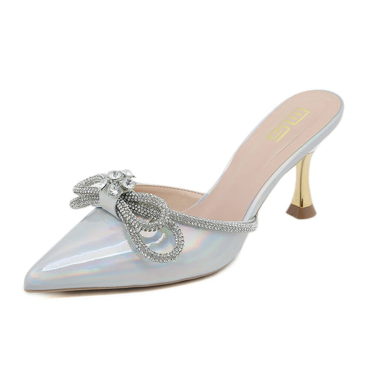 A Vintage Style Heels with Delicate Timeless Details