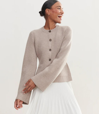 Gracefully Styled Cardigan for Any Occasion