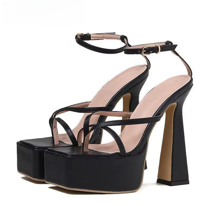 Effortlessly Elegant Shoes with a Timeless Design