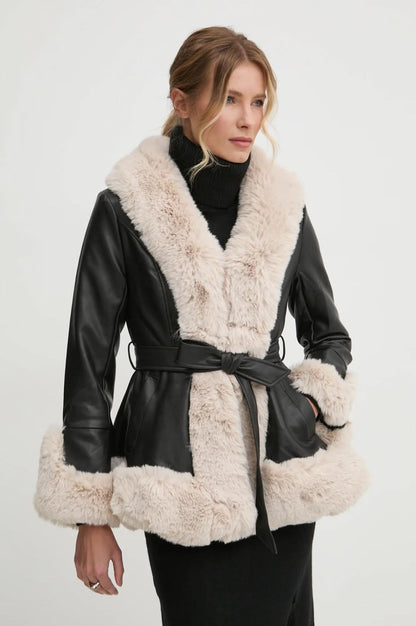Beautifully Finished Coat in a Timeless Design