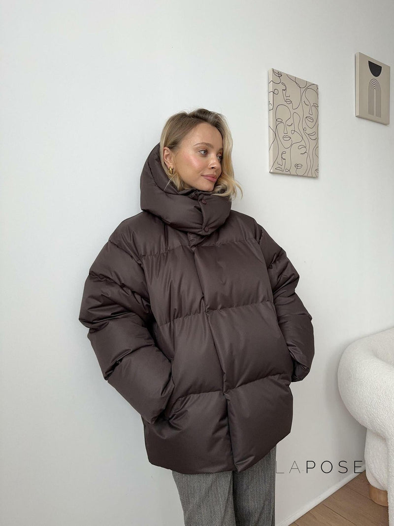 Gracefully Styled Coat for Any Occasion