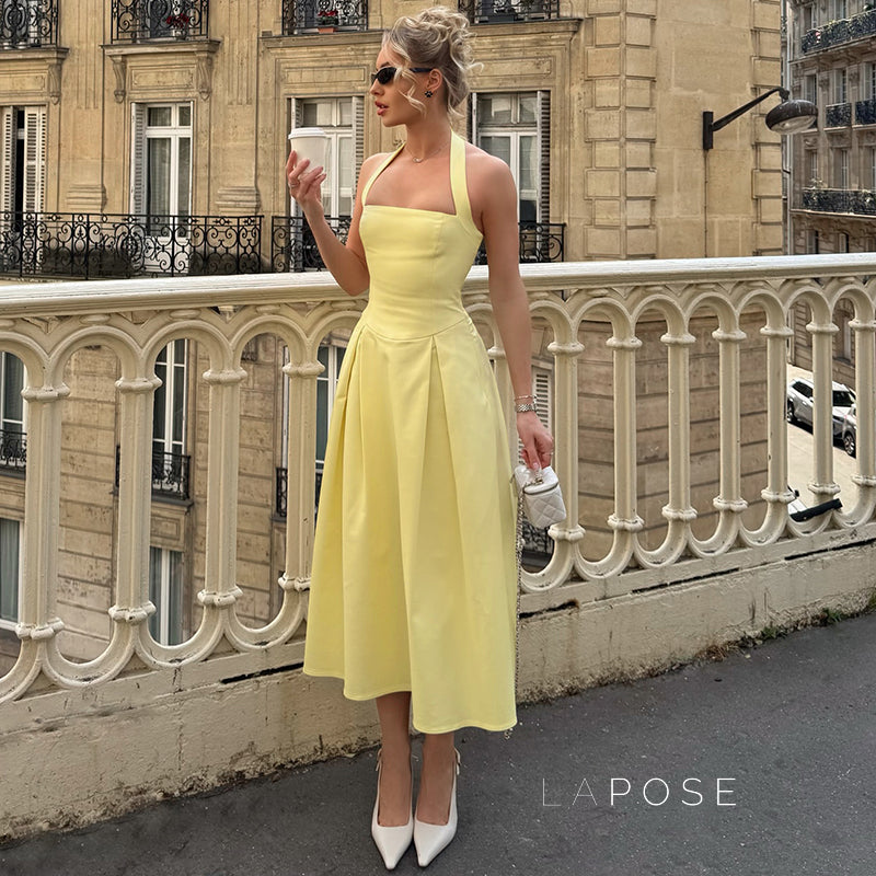 Beautifully Crafted Dress in a Classic Style