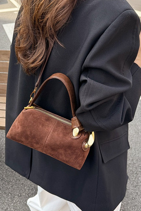 Beautifully Finished Bag in a Timeless Design