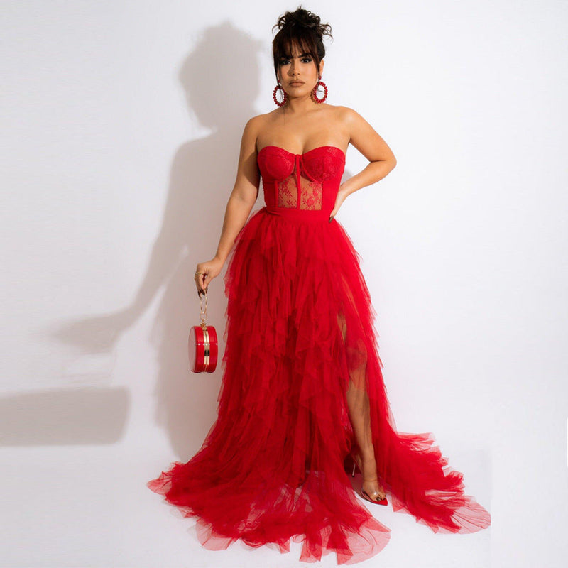 Beautifully Crafted Dress in a Classic Style